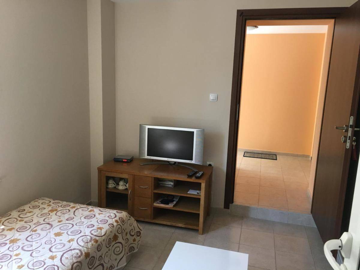 Фото Гостевого дома Guest House Nadezhda Хисаря 18